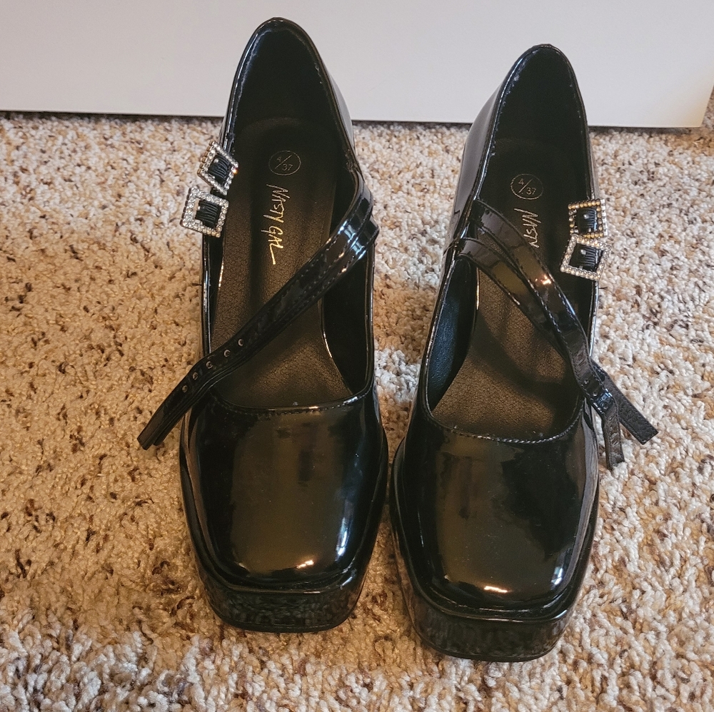 Nasty Gal Flared Heel Mary Jane Patent Shoes